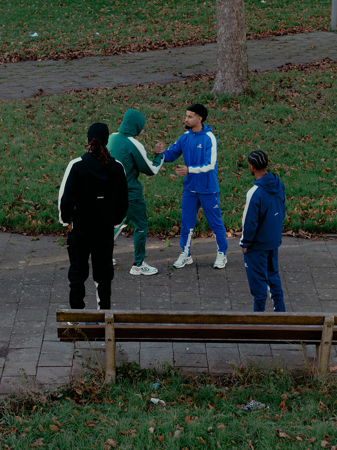 PERFORMANCE V2 HOODED TRACKTOP | ROYAL BLUE - Image 4